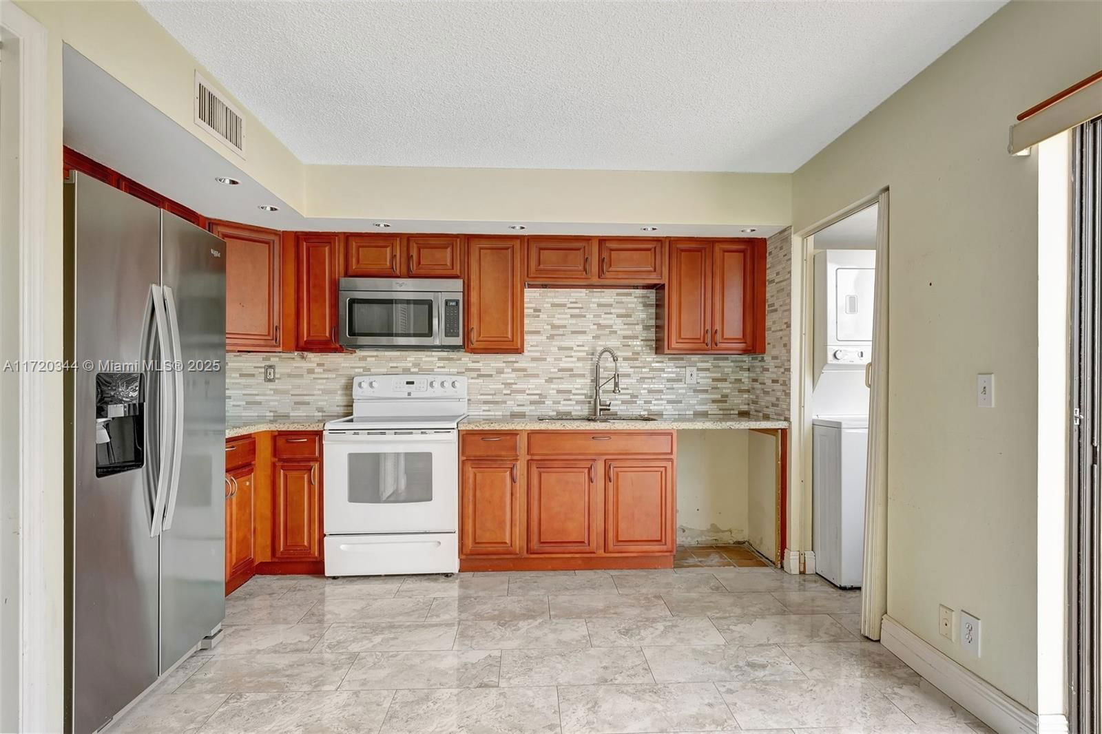 Real estate property located at 232 10th Ave #232, Broward, Ibiza Condo, Pompano Beach, FL