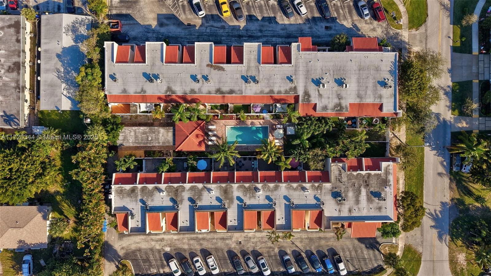 Real estate property located at 232 10th Ave #232, Broward, Ibiza Condo, Pompano Beach, FL