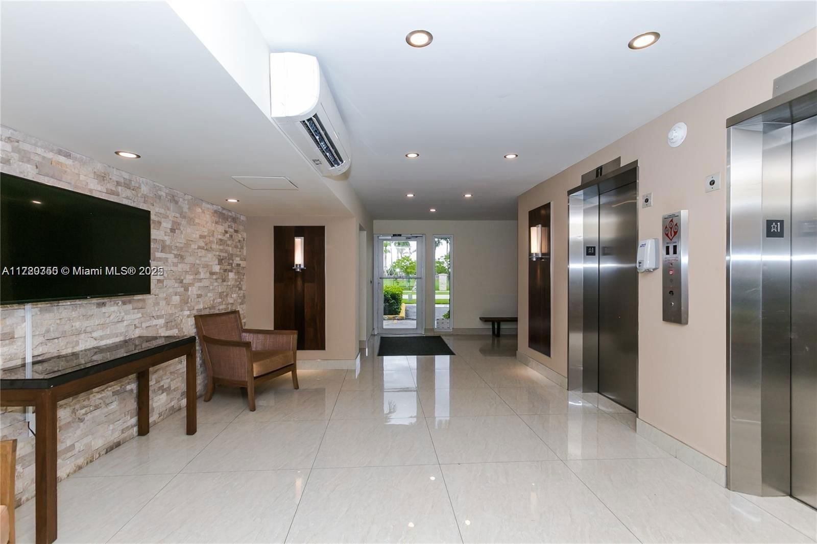 Real estate property located at 200 Diplomat Pkwy #425, Broward, Fairways Riviera Condo, Hallandale Beach, FL