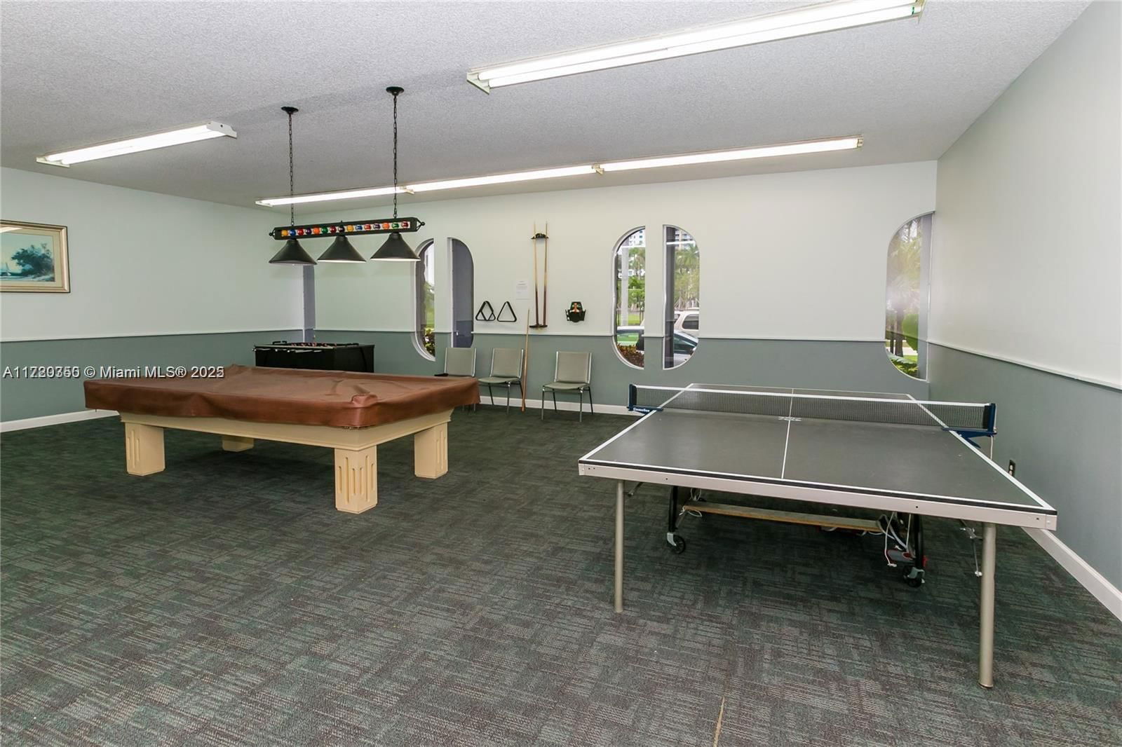 Real estate property located at 200 Diplomat Pkwy #425, Broward, Fairways Riviera Condo, Hallandale Beach, FL