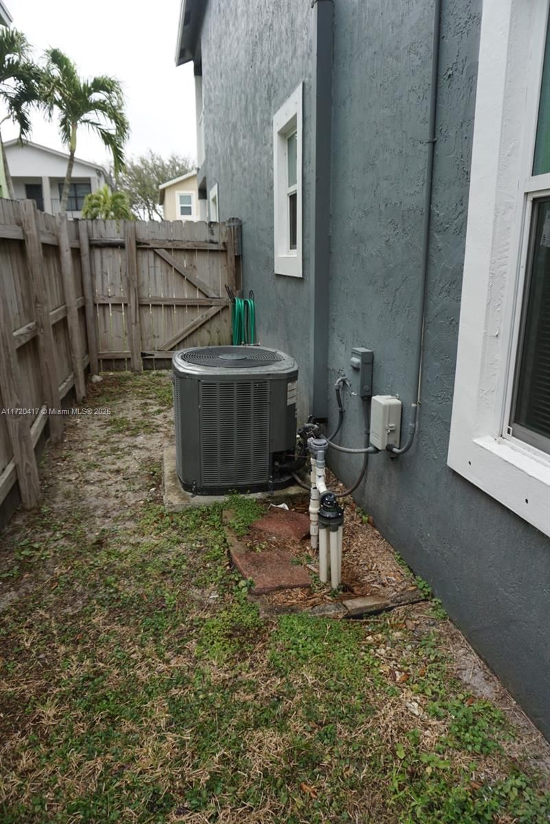 Real estate property located at 5560 43rd St, Broward, Davie Little Ranches Amen, Davie, FL