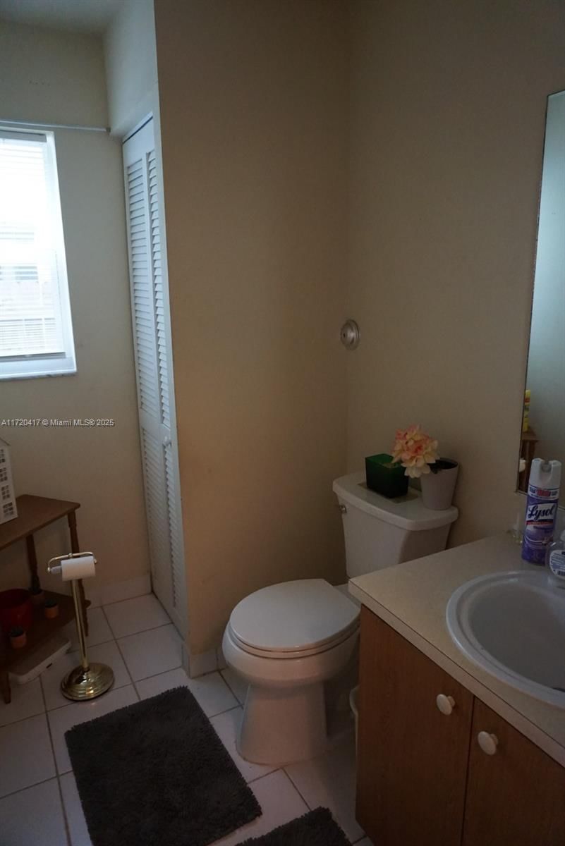 Real estate property located at 5560 43rd St, Broward, Davie Little Ranches Amen, Davie, FL