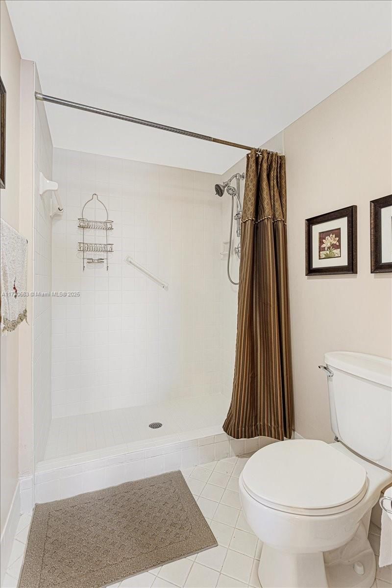 Real estate property located at 1400 131st Way #204Q, Broward, Ivanhoe East At Century V, Pembroke Pines, FL