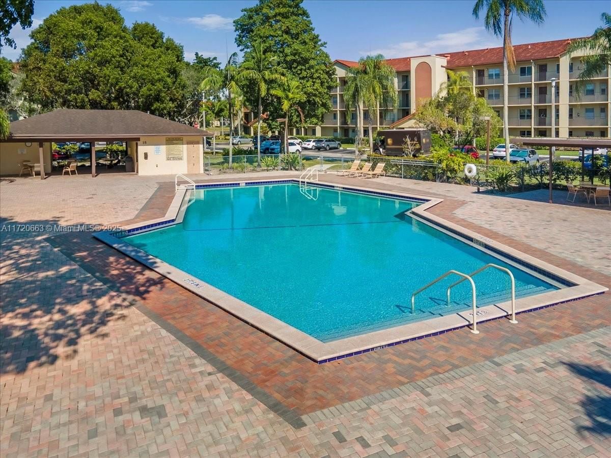 Real estate property located at 1400 131st Way #204Q, Broward, Ivanhoe East At Century V, Pembroke Pines, FL