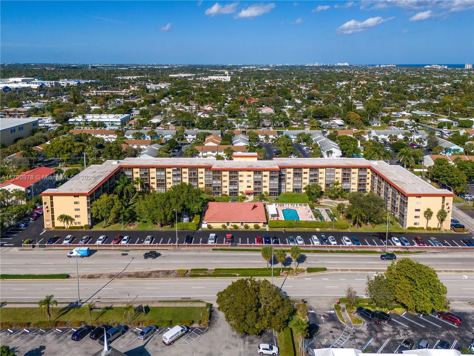 Real estate property located at 2601 14th St Cswy #521, Broward, Garden-aire Village Condo, Pompano Beach, FL