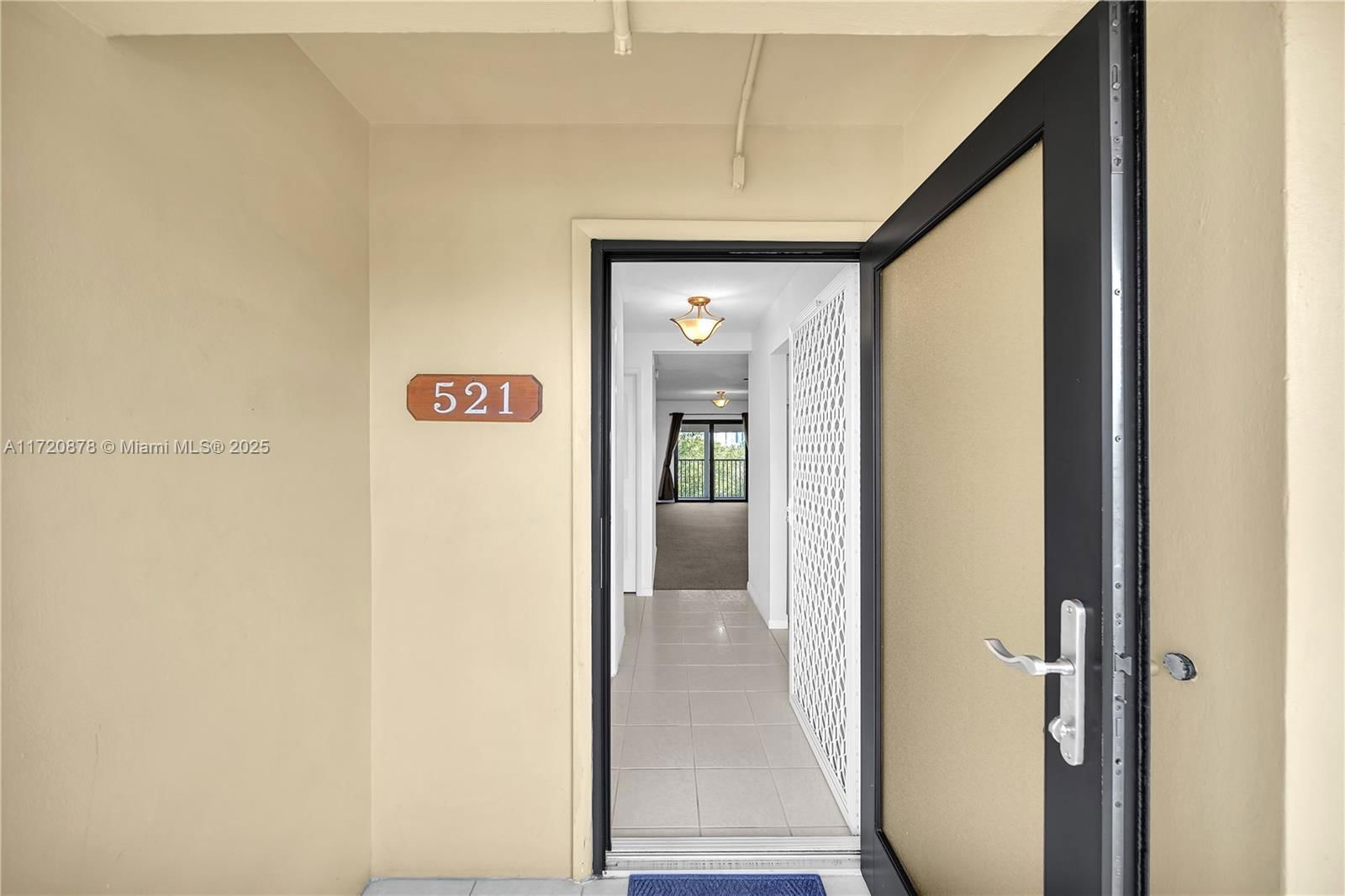 Real estate property located at 2601 14th St Cswy #521, Broward, Garden-aire Village Condo, Pompano Beach, FL