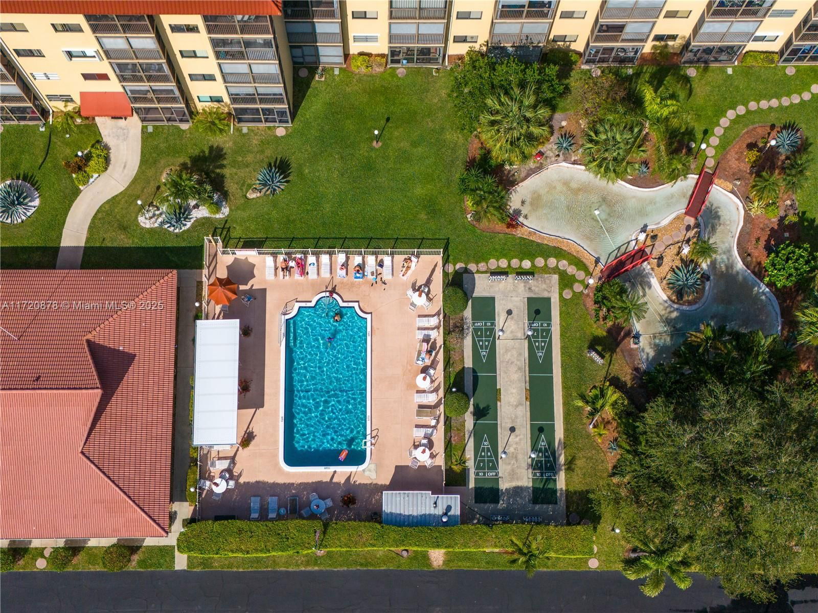 Real estate property located at 2601 14th St Cswy #521, Broward, Garden-aire Village Condo, Pompano Beach, FL