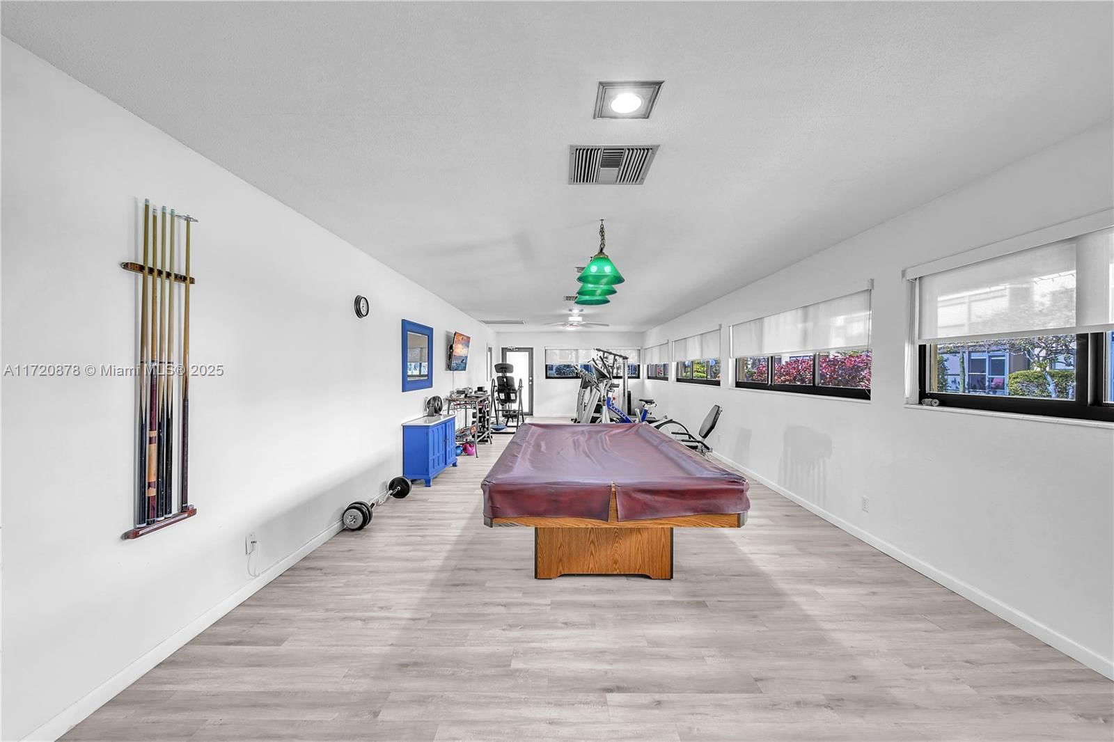 Real estate property located at 2601 14th St Cswy #521, Broward, Garden-aire Village Condo, Pompano Beach, FL