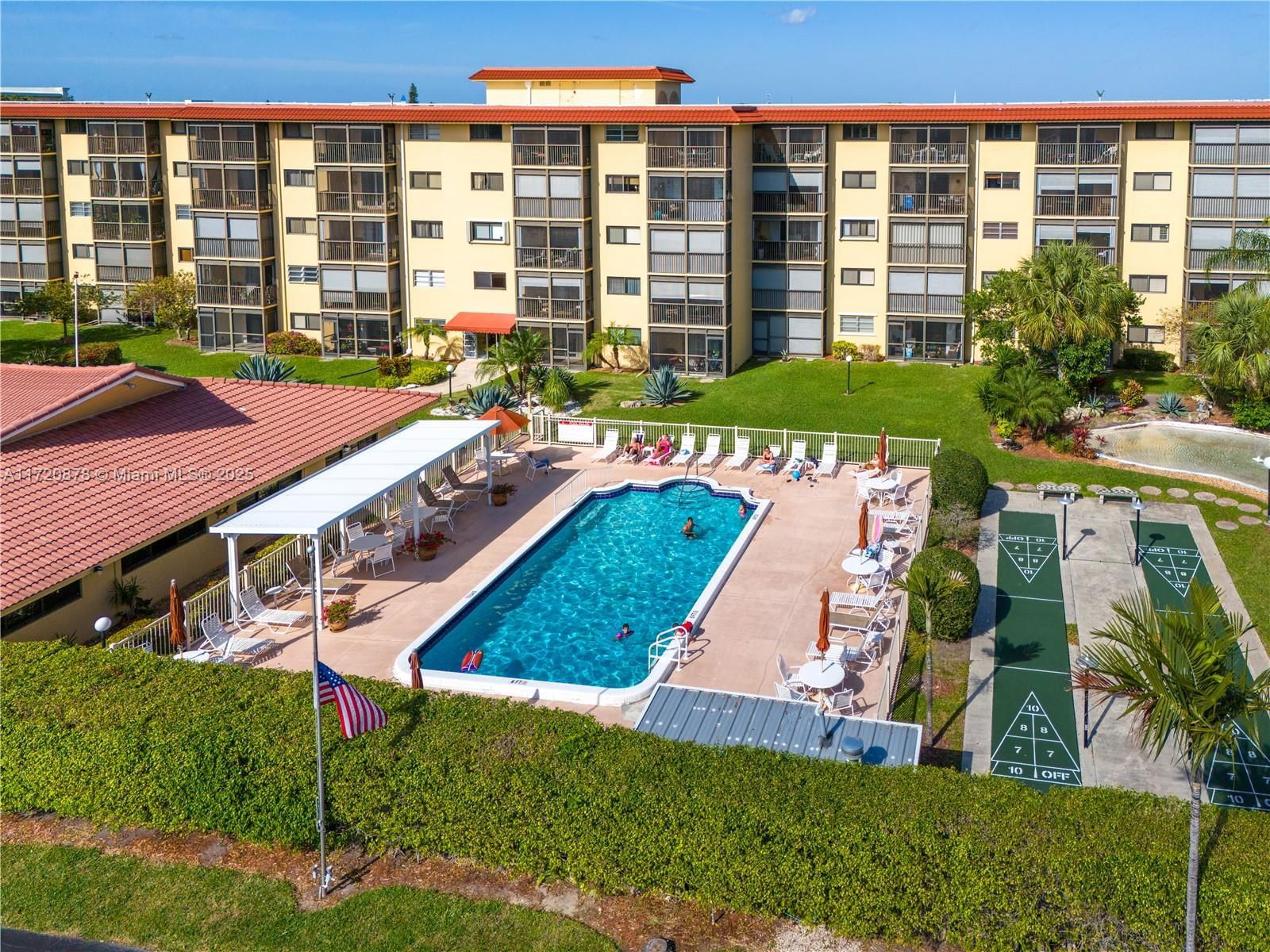 Real estate property located at 2601 14th St Cswy #521, Broward, Garden-aire Village Condo, Pompano Beach, FL