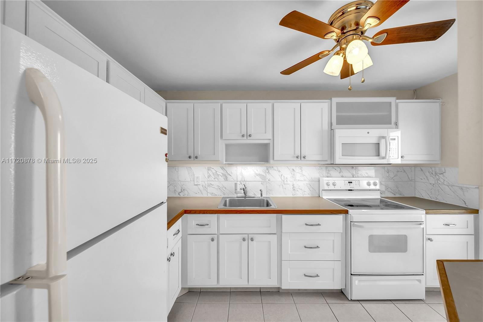 Real estate property located at 2601 14th St Cswy #521, Broward, Garden-aire Village Condo, Pompano Beach, FL