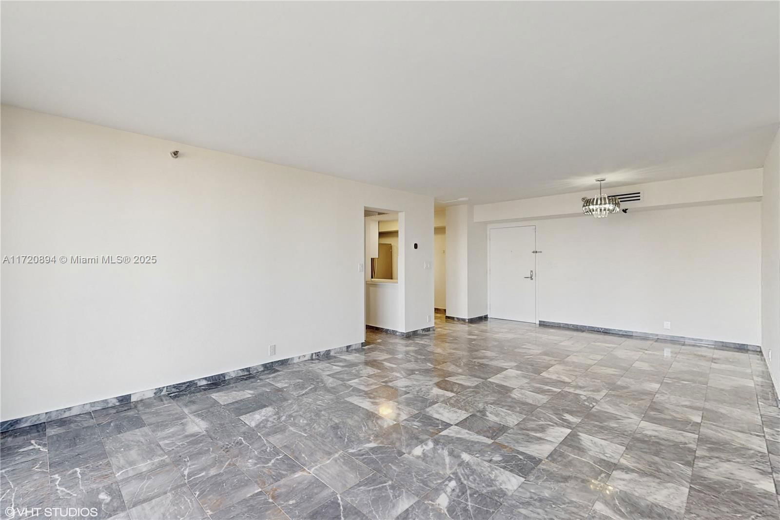 Real estate property located at 19101 36th Court #1909, Miami-dade, Mystic Pointe Condo No Th, Aventura, FL