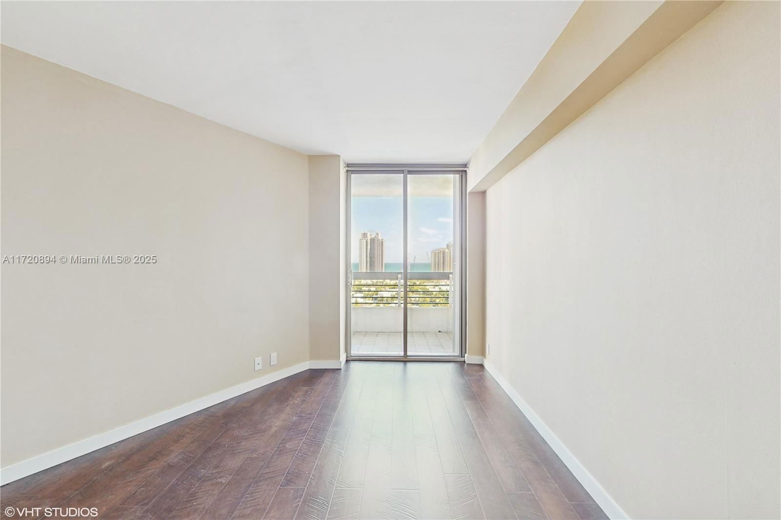 Real estate property located at 19101 36th Court #1909, Miami-dade, Mystic Pointe Condo No Th, Aventura, FL