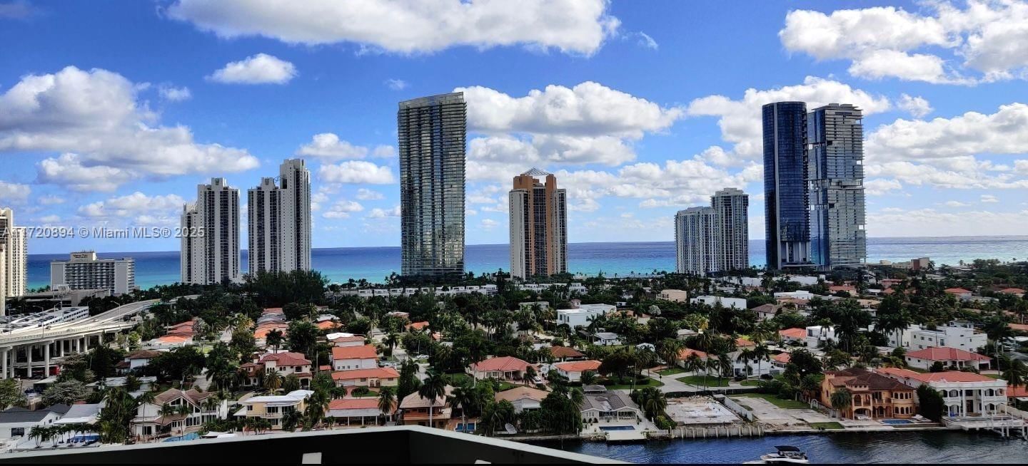 Real estate property located at 19101 36th Court #1909, Miami-dade, Mystic Pointe Condo No Th, Aventura, FL