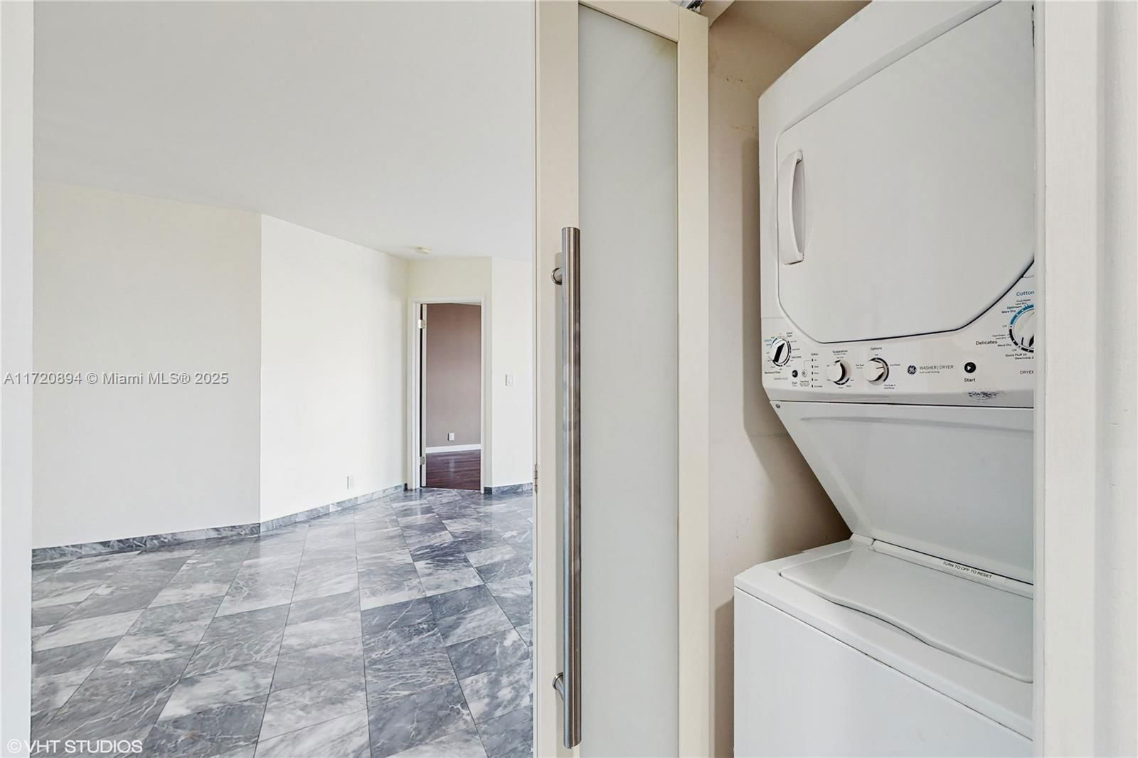 Real estate property located at 19101 36th Court #1909, Miami-dade, Mystic Pointe Condo No Th, Aventura, FL