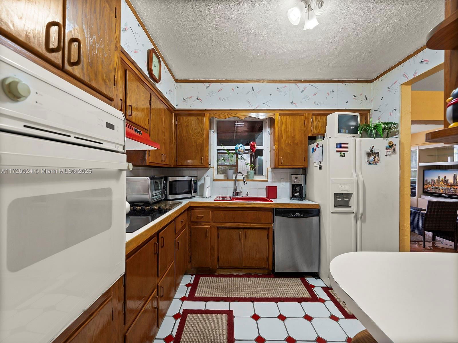 Real estate property located at 720 64th Ter, Broward, Boulevard Heights Sec Ten, Pembroke Pines, FL