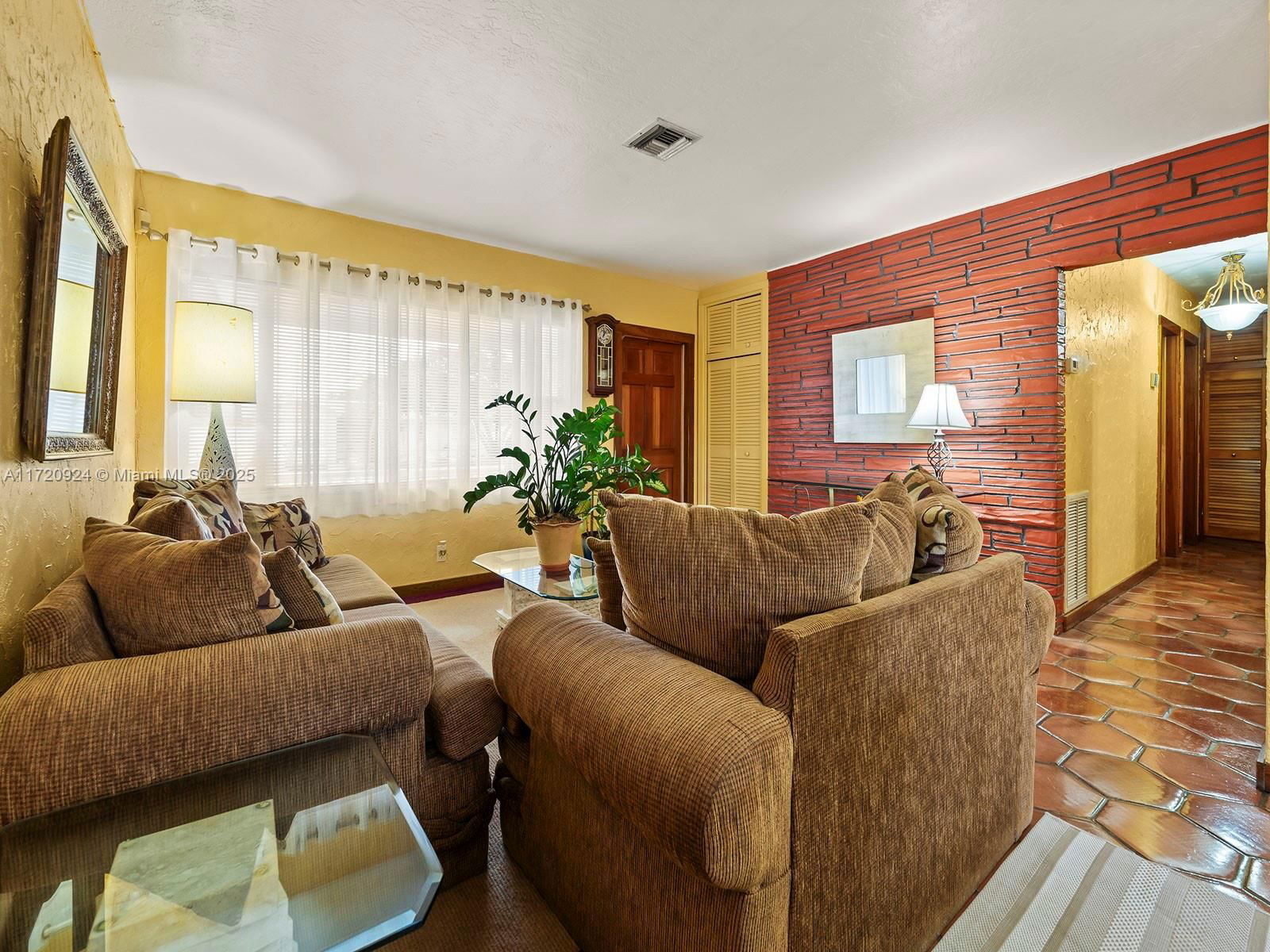 Real estate property located at 720 64th Ter, Broward, Boulevard Heights Sec Ten, Pembroke Pines, FL