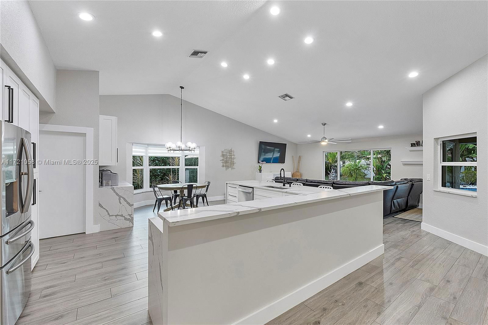 Real estate property located at 1740 93rd Terrace, Broward, Jacaranda Lakes Section E, Plantation, FL