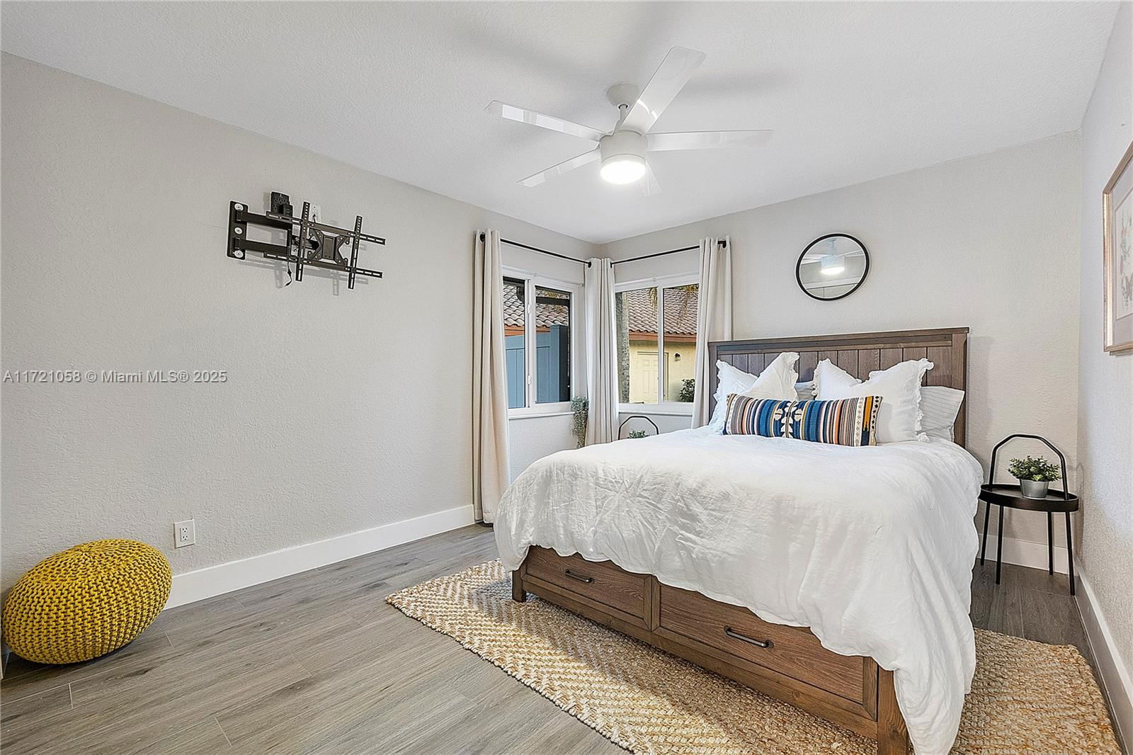 Real estate property located at 1740 93rd Terrace, Broward, Jacaranda Lakes Section E, Plantation, FL