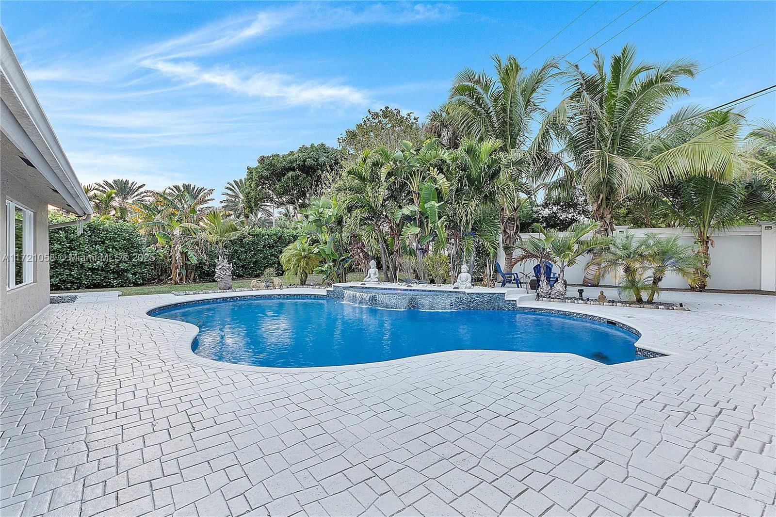 Real estate property located at 1740 93rd Terrace, Broward, Jacaranda Lakes Section E, Plantation, FL