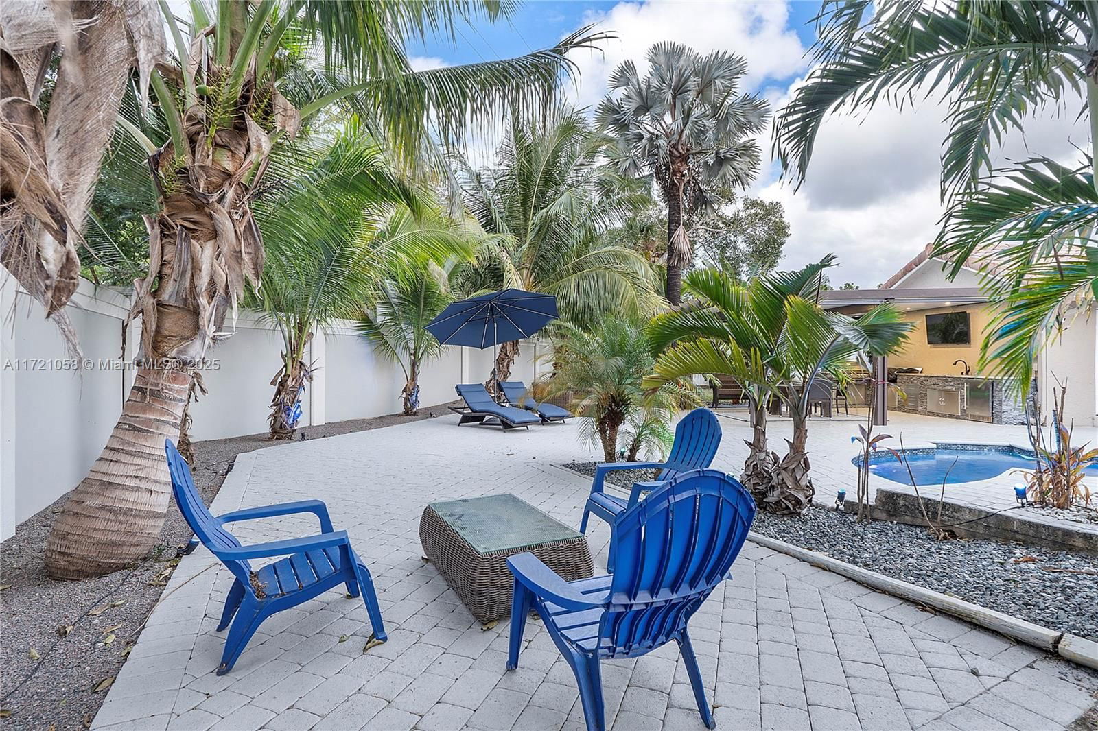 Real estate property located at 1740 93rd Terrace, Broward, Jacaranda Lakes Section E, Plantation, FL