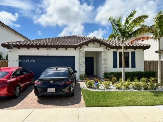 Real estate property located at 11914 241st St, Miami-Dade, ESTATES AT SILVER PALM, Homestead, FL