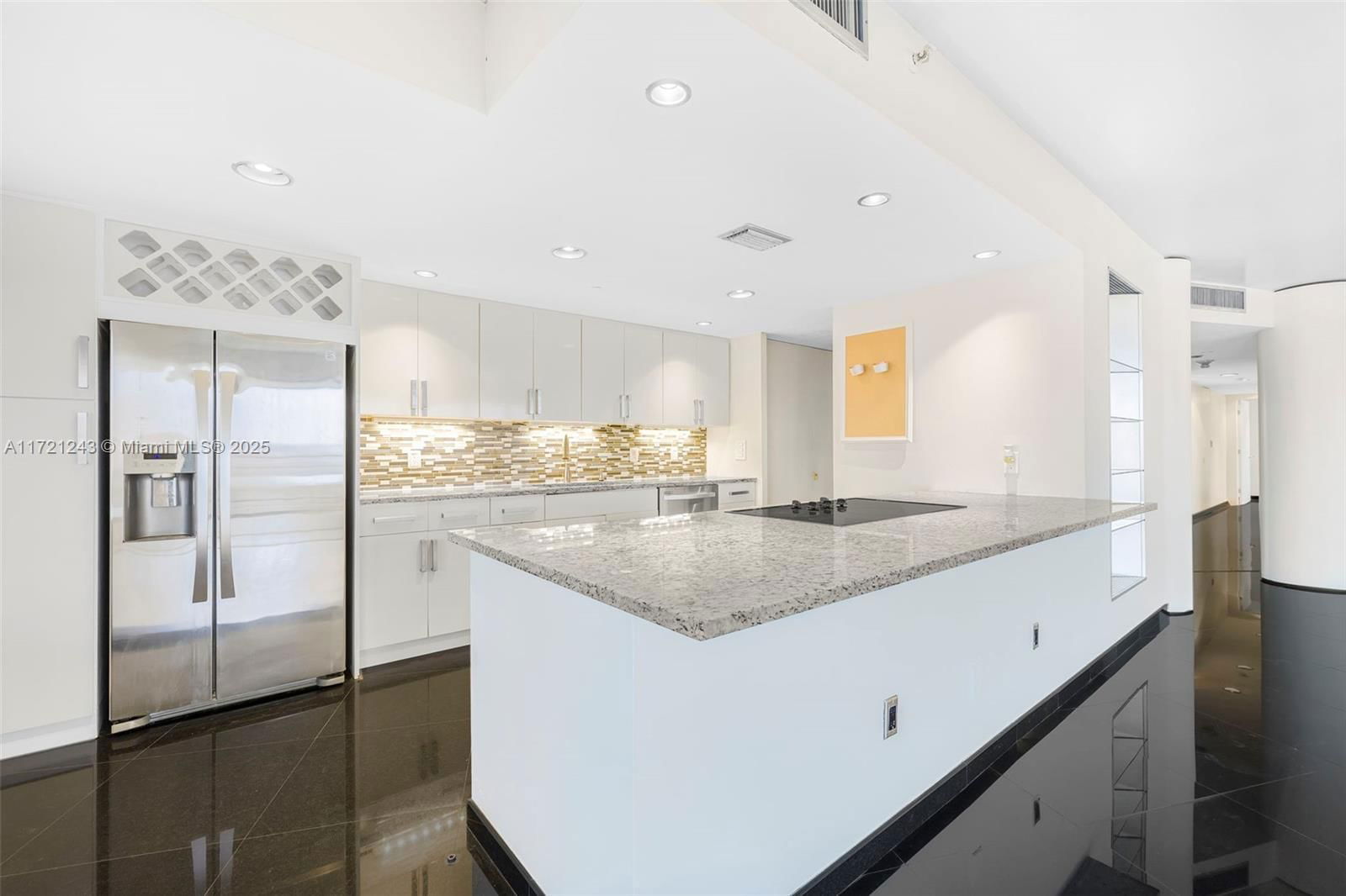 Real estate property located at 11113 Biscayne Blvd #1858, Miami-dade, Jockey Club Iii Condo, Miami, FL
