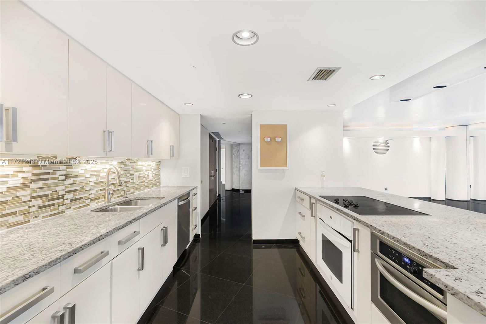 Real estate property located at 11113 Biscayne Blvd #1858, Miami-dade, Jockey Club Iii Condo, Miami, FL