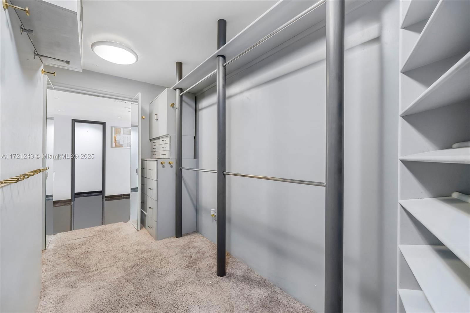Real estate property located at 11113 Biscayne Blvd #1858, Miami-dade, Jockey Club Iii Condo, Miami, FL