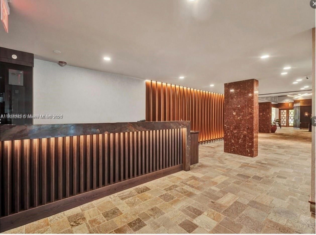 Real estate property located at 11113 Biscayne Blvd #1858, Miami-dade, Jockey Club Iii Condo, Miami, FL