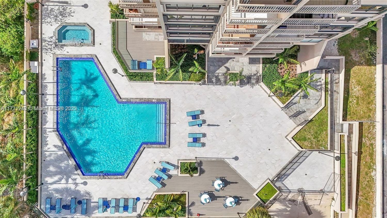 Real estate property located at 11113 Biscayne Blvd #1858, Miami-dade, Jockey Club Iii Condo, Miami, FL
