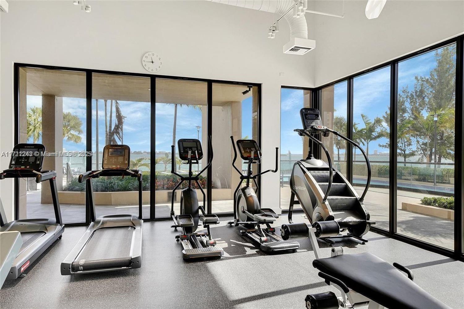 Real estate property located at 11113 Biscayne Blvd #1858, Miami-dade, Jockey Club Iii Condo, Miami, FL