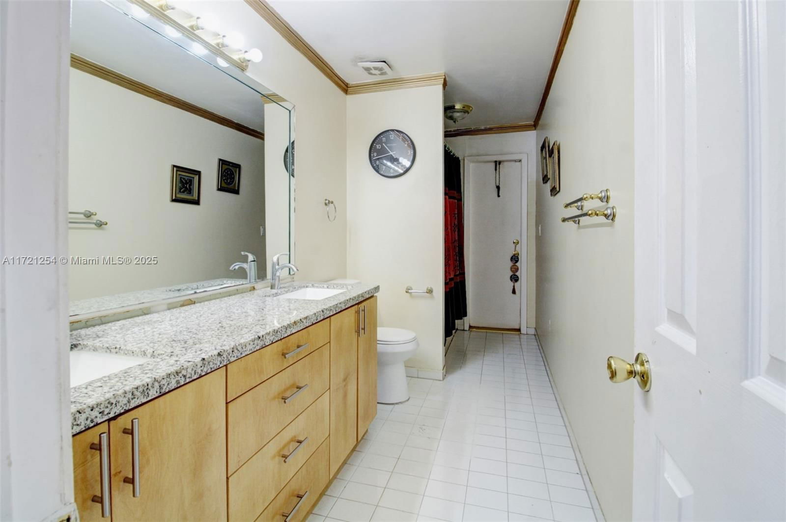 Real estate property located at 7205 Augusta Dr, Miami-dade, North Links Country Club, Hialeah, FL