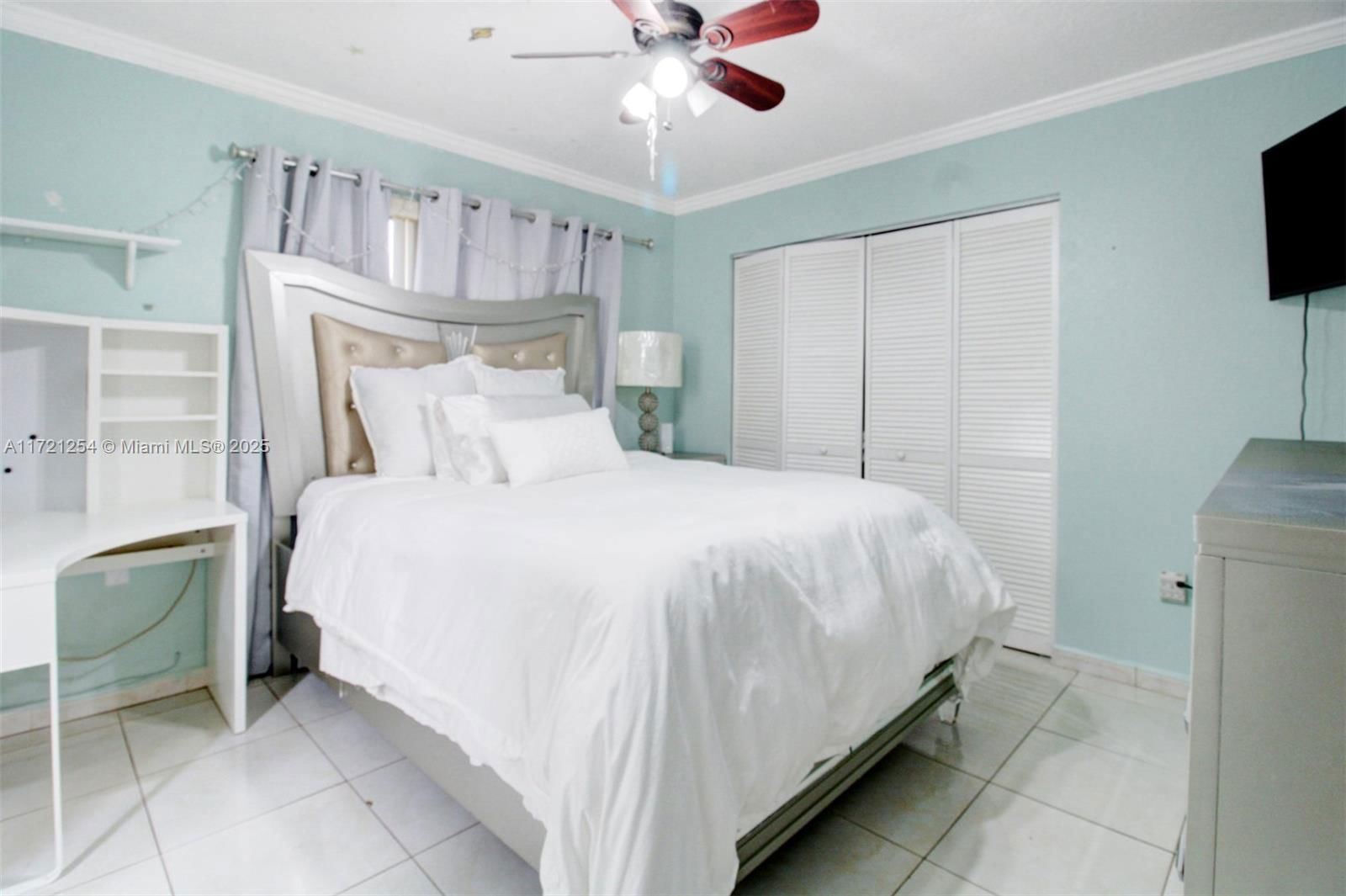 Real estate property located at 7205 Augusta Dr, Miami-dade, North Links Country Club, Hialeah, FL