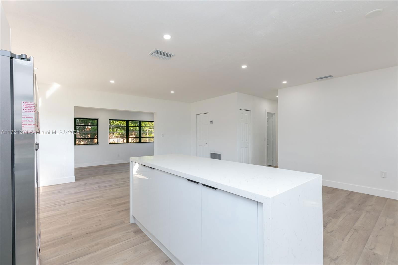 Real estate property located at 3921 174th St, Miami-dade, Carol City, Miami Gardens, FL