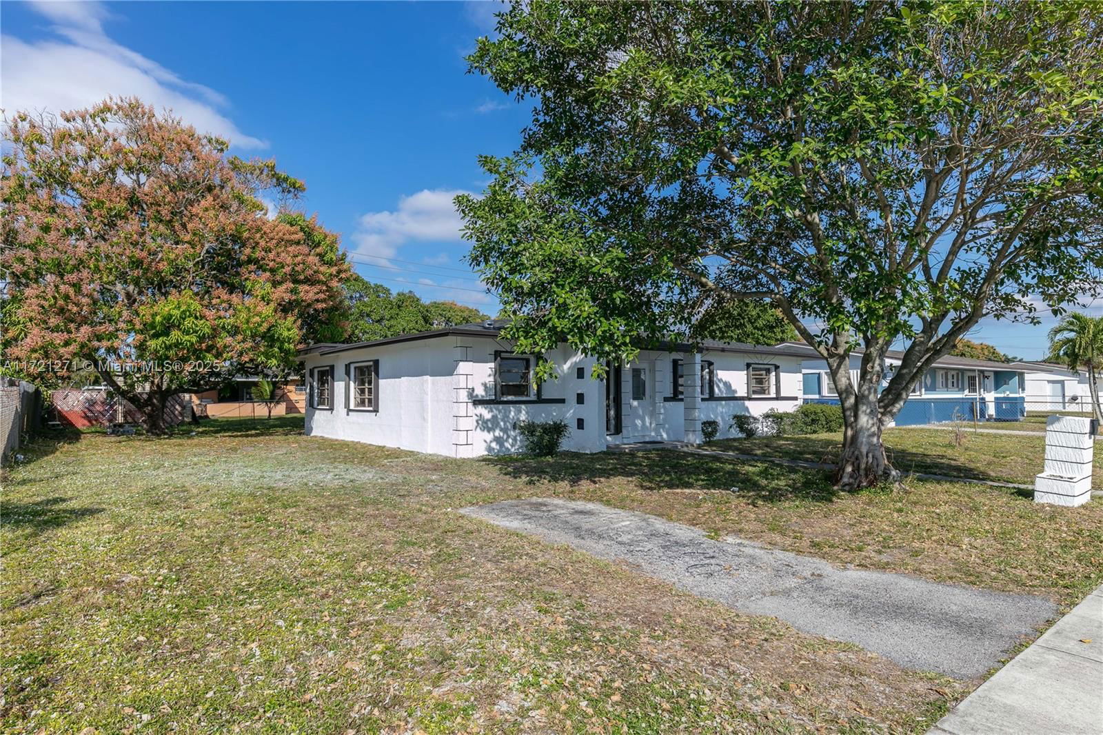 Real estate property located at 3921 174th St, Miami-dade, Carol City, Miami Gardens, FL