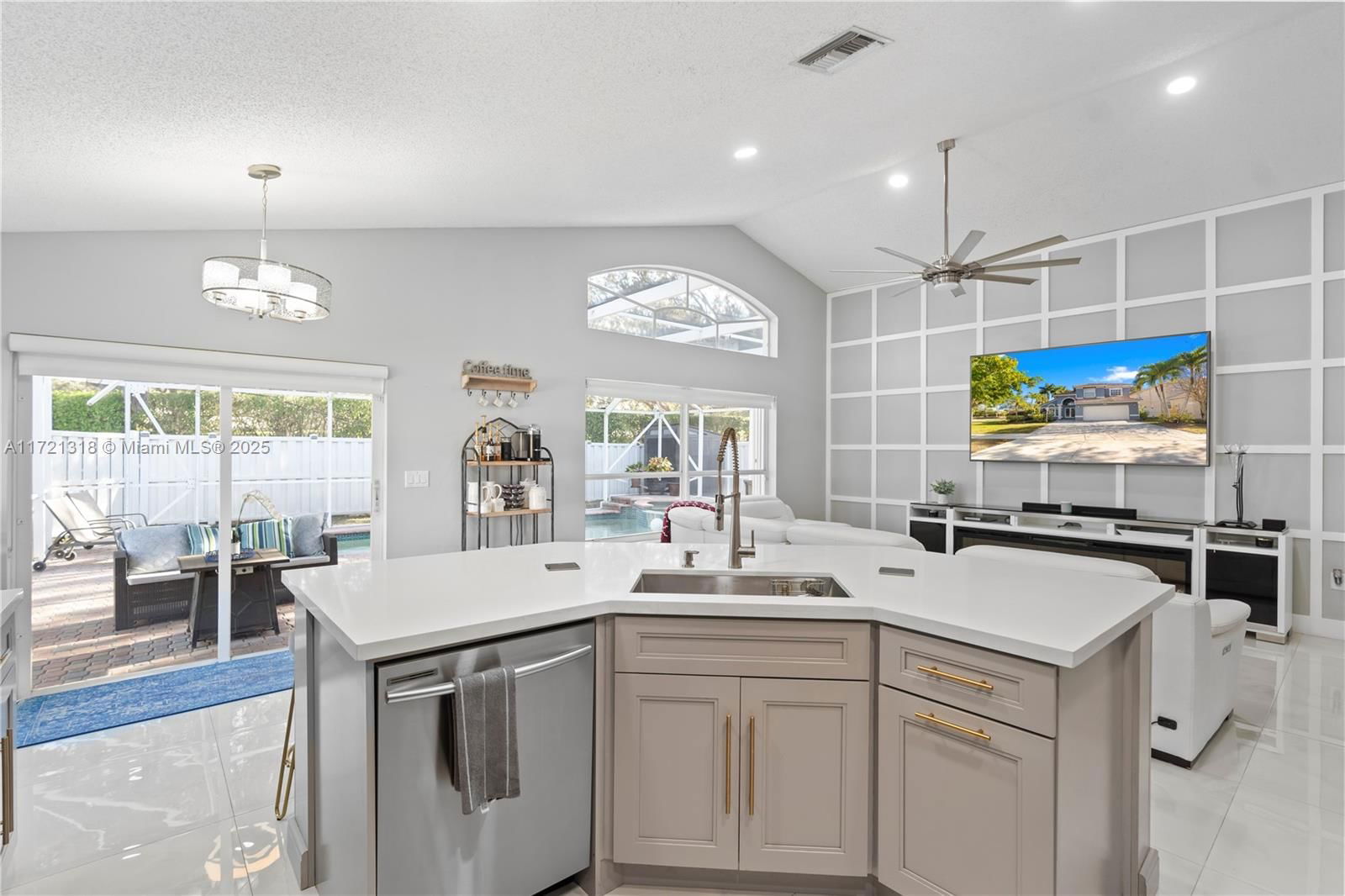Real estate property located at 1131 143rd Ave, Broward, Pembroke Falls Phase 6, Pembroke Pines, FL