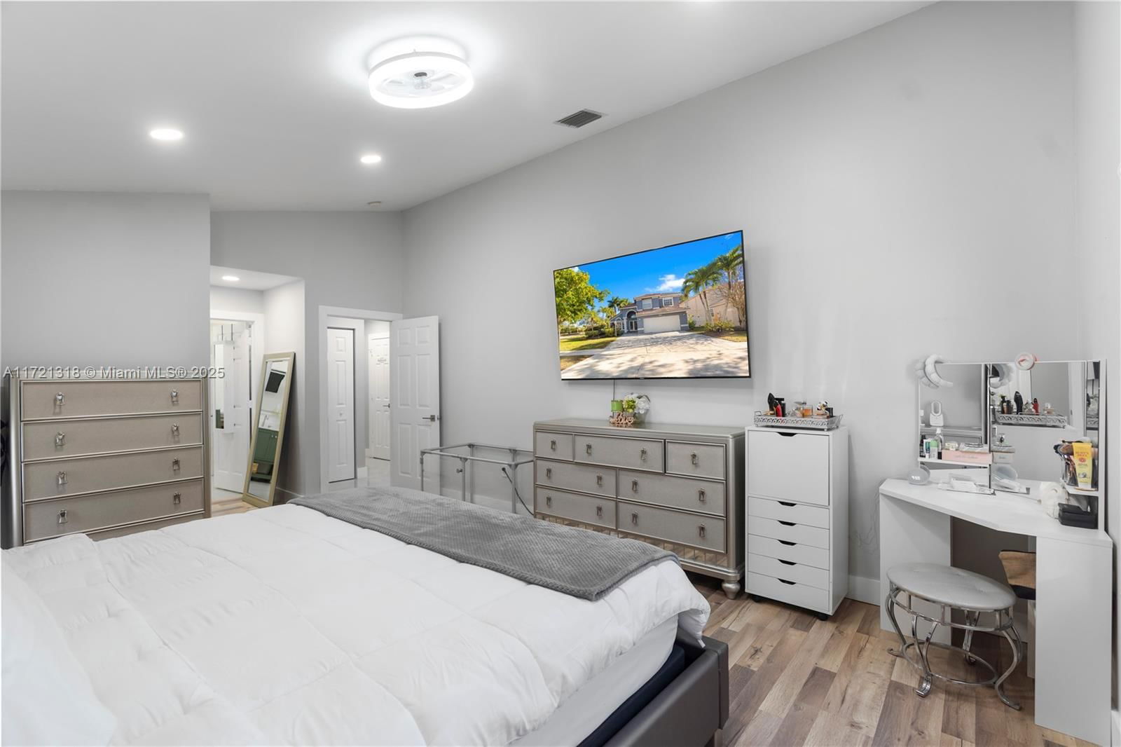Real estate property located at 1131 143rd Ave, Broward, Pembroke Falls Phase 6, Pembroke Pines, FL