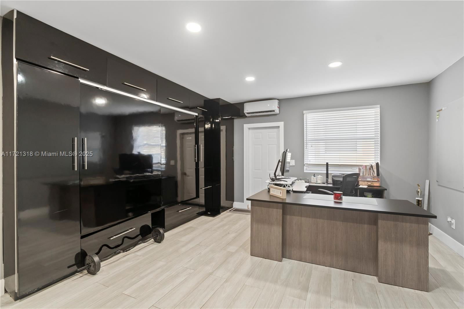 Real estate property located at 1131 143rd Ave, Broward, Pembroke Falls Phase 6, Pembroke Pines, FL