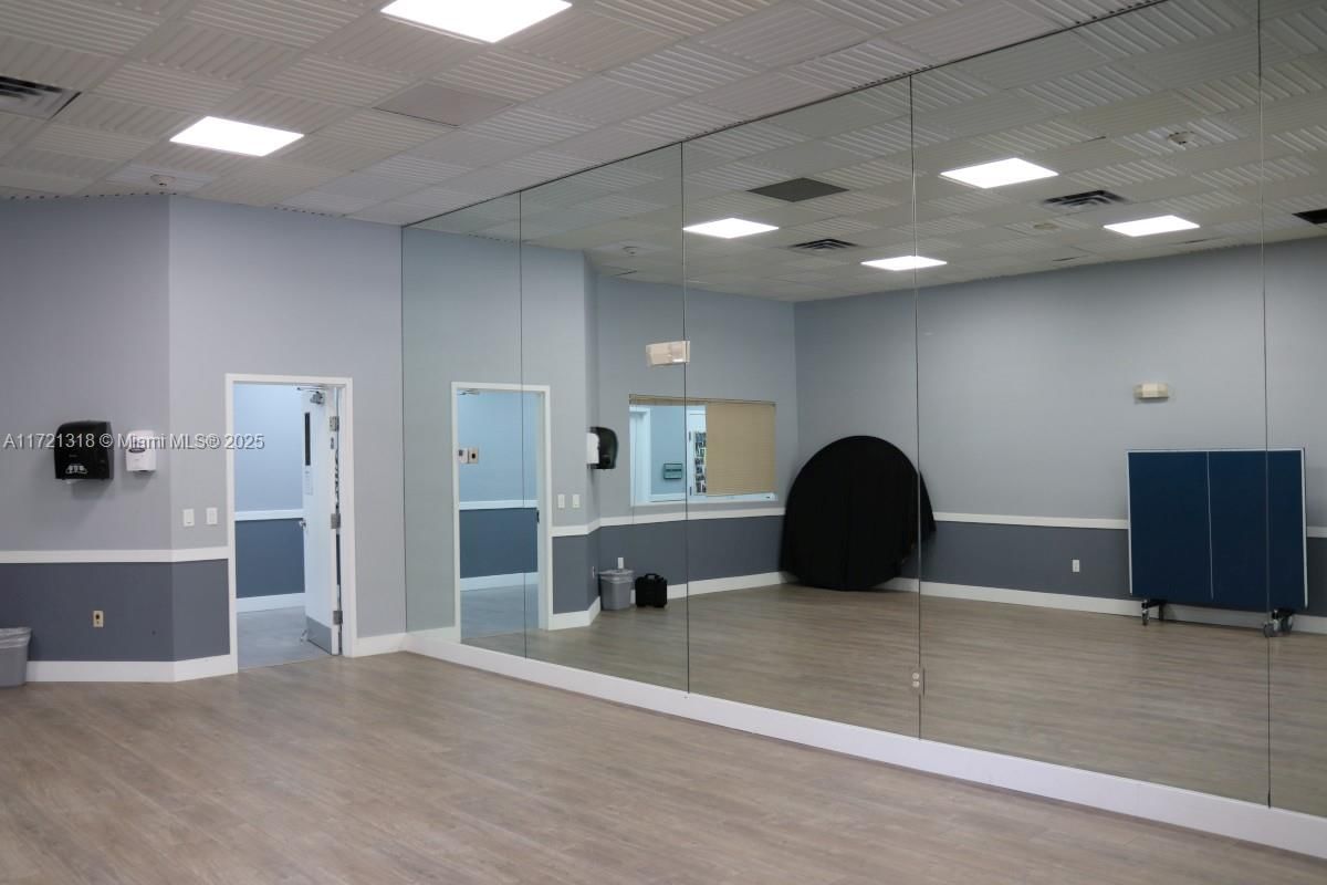 Real estate property located at 1131 143rd Ave, Broward, Pembroke Falls Phase 6, Pembroke Pines, FL