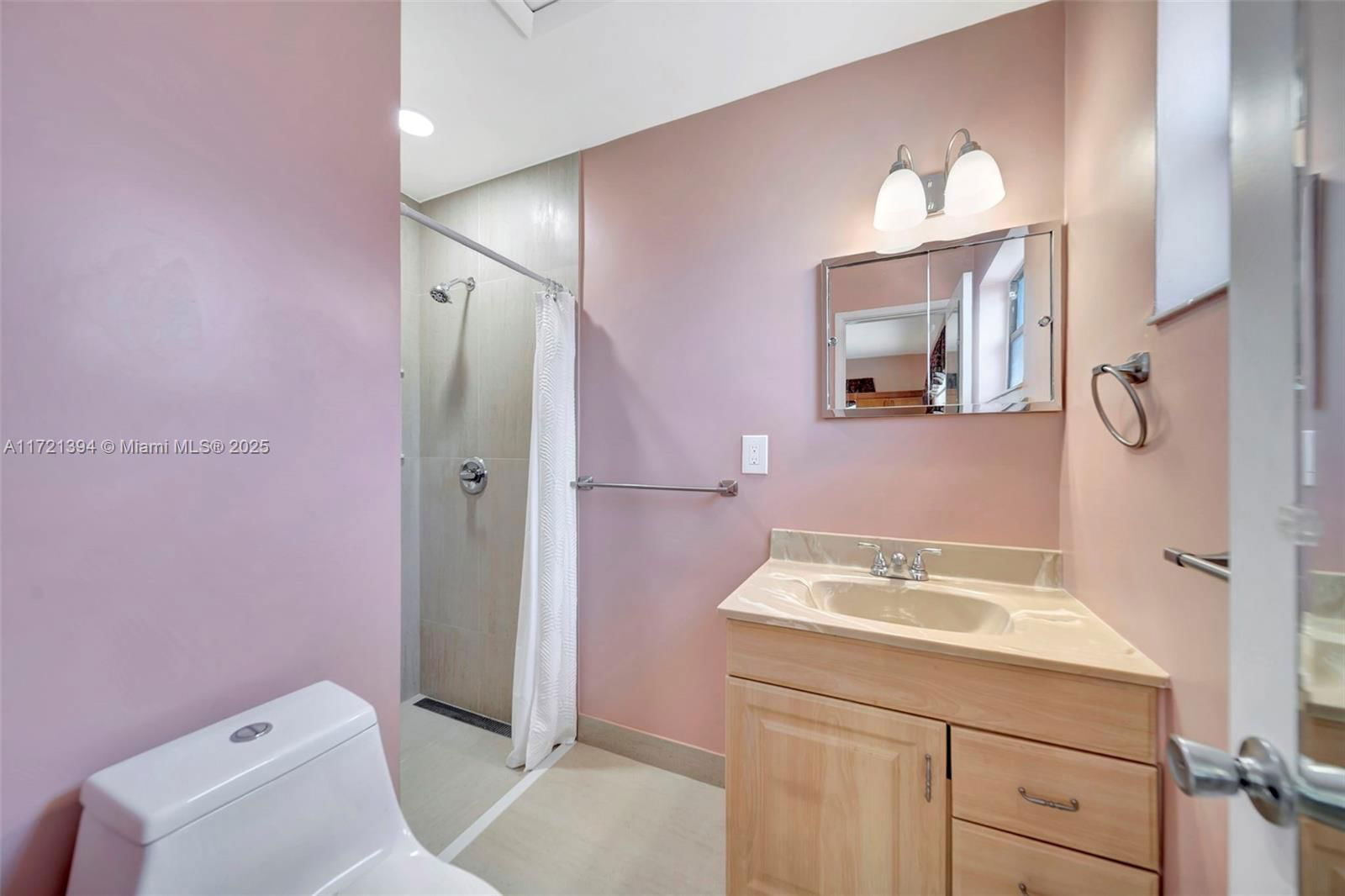 Real estate property located at 3516 15th St, Broward, Pearl Estates, Fort Lauderdale, FL