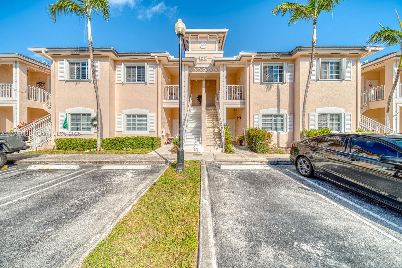 Real estate property located at 2733 3rd Ct #204, Miami-dade, Isles At Oasis, Homestead, FL