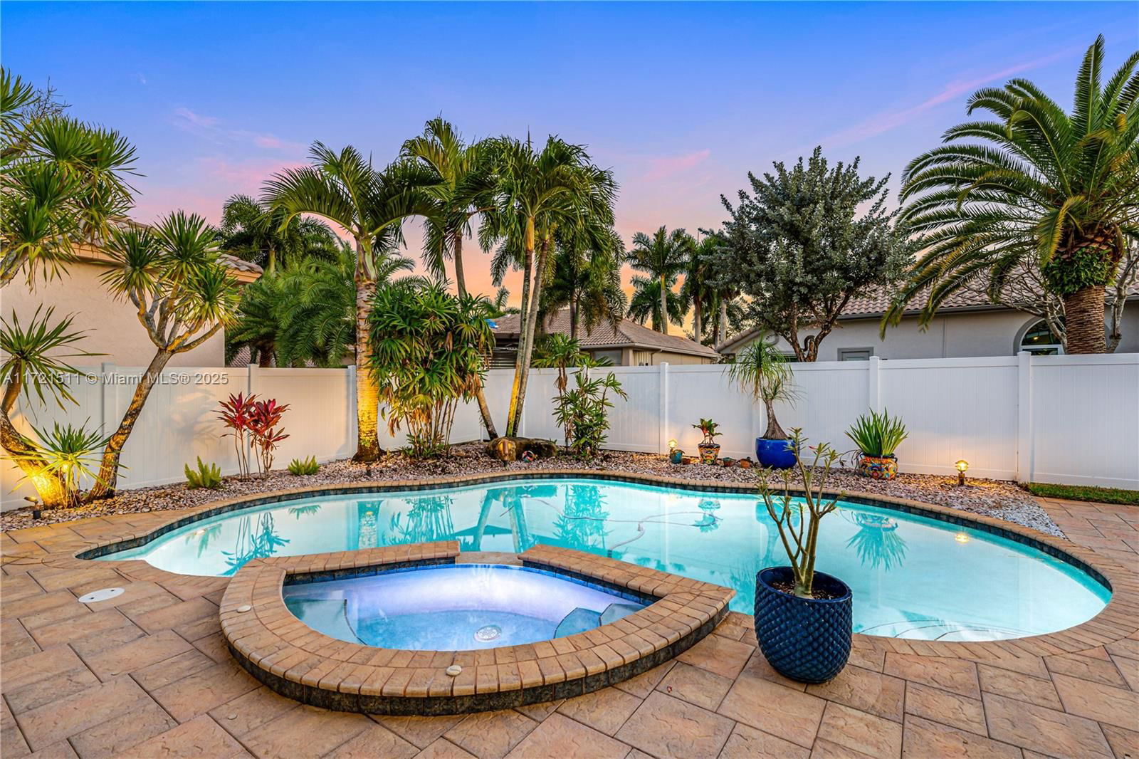 Real estate property located at 13750 18th Ct, Broward, Pembroke Falls -phase 4, Pembroke Pines, FL