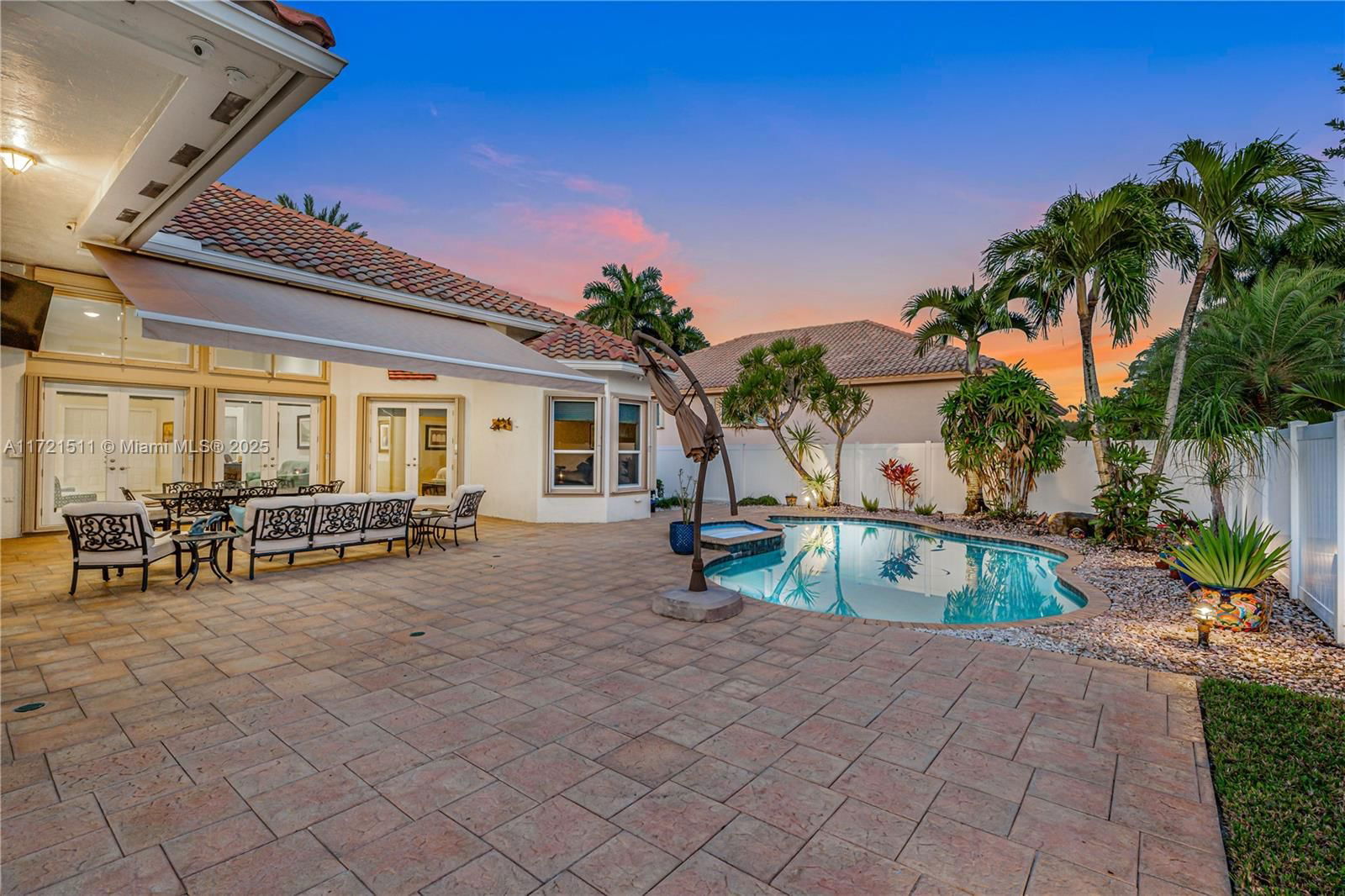 Real estate property located at 13750 18th Ct, Broward, Pembroke Falls -phase 4, Pembroke Pines, FL