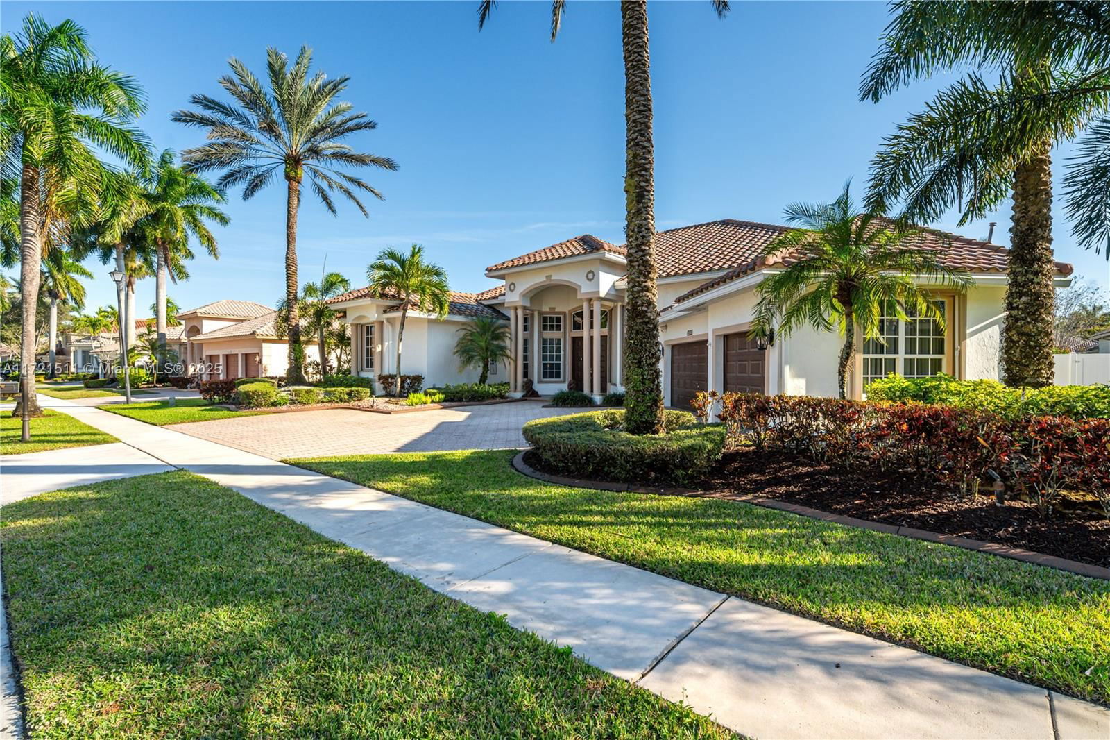 Real estate property located at 13750 18th Ct, Broward, Pembroke Falls -phase 4, Pembroke Pines, FL