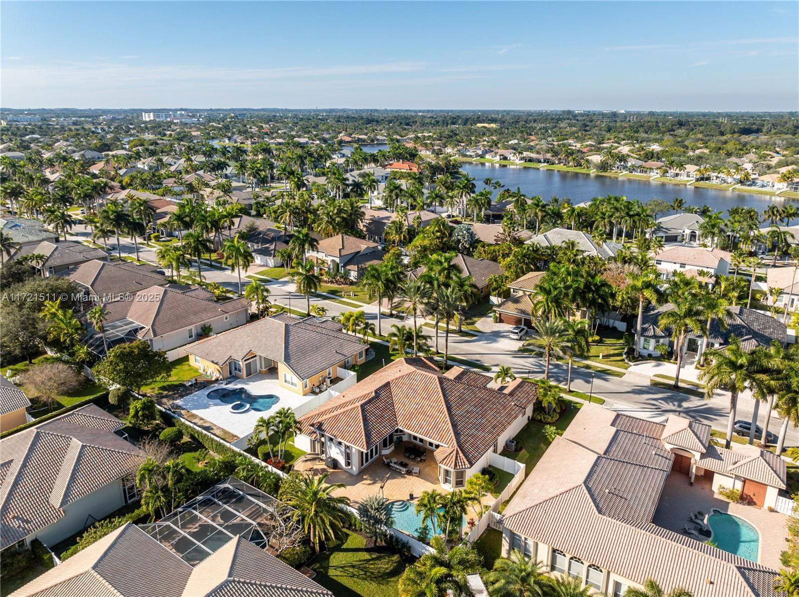 Real estate property located at 13750 18th Ct, Broward, Pembroke Falls -phase 4, Pembroke Pines, FL