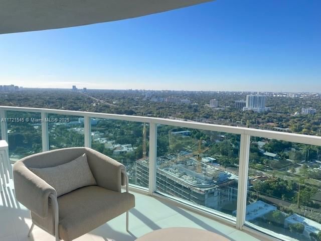 Real estate property located at 2101 Brickell Ave #2712, Miami-dade, Skyline On Brickell Condo, Miami, FL