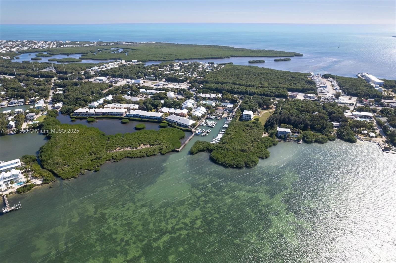 Real estate property located at 9826 Leeward Ave #9826, Monroe, Landings Of Largo Ii, Key Largo, FL