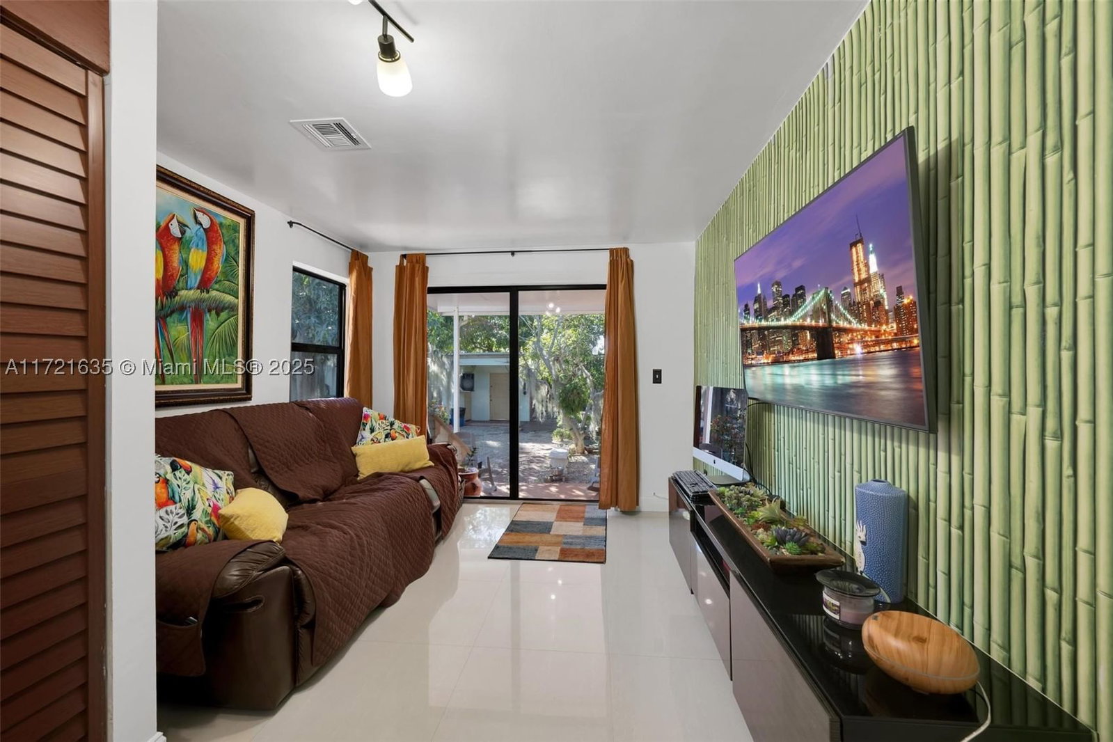 Real estate property located at 462 39th St, Miami-dade, Hialeah 14th Addn Rev Pl, Hialeah, FL