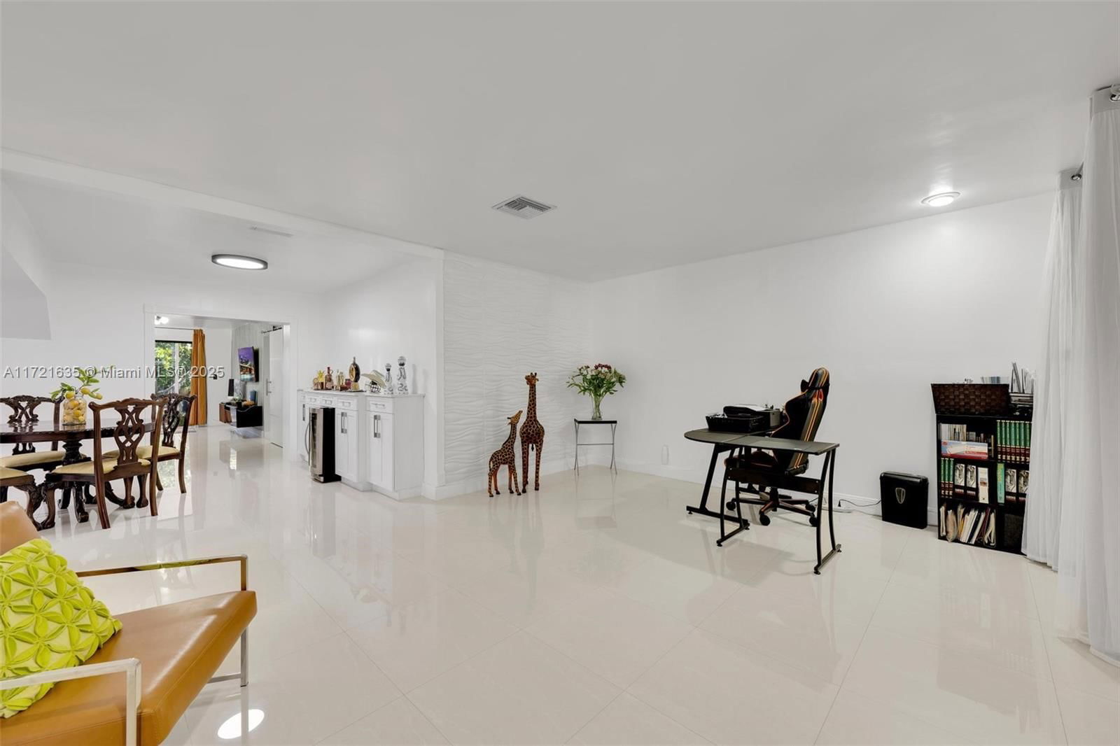 Real estate property located at 462 39th St, Miami-dade, Hialeah 14th Addn Rev Pl, Hialeah, FL