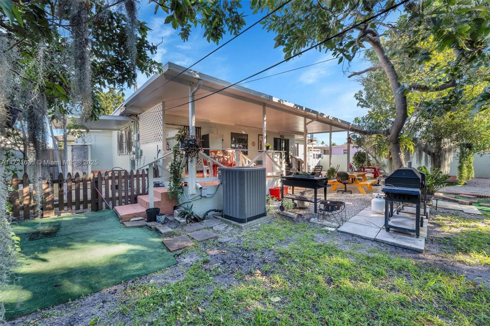 Real estate property located at 462 39th St, Miami-dade, Hialeah 14th Addn Rev Pl, Hialeah, FL